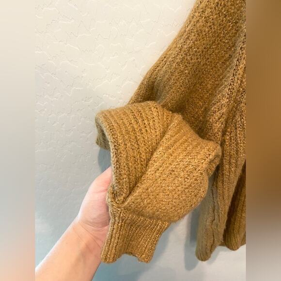 SCOOP | Golden Brown Acrylic Chunky Oversized Boxy Crewneck Sweater | XS - Picture 4 of 8